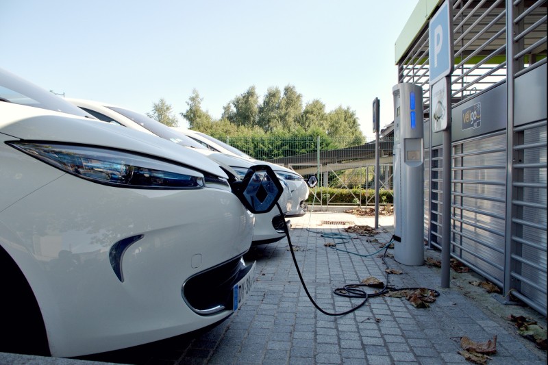 Bornes & stations de recharge voiture électrique - Carplug